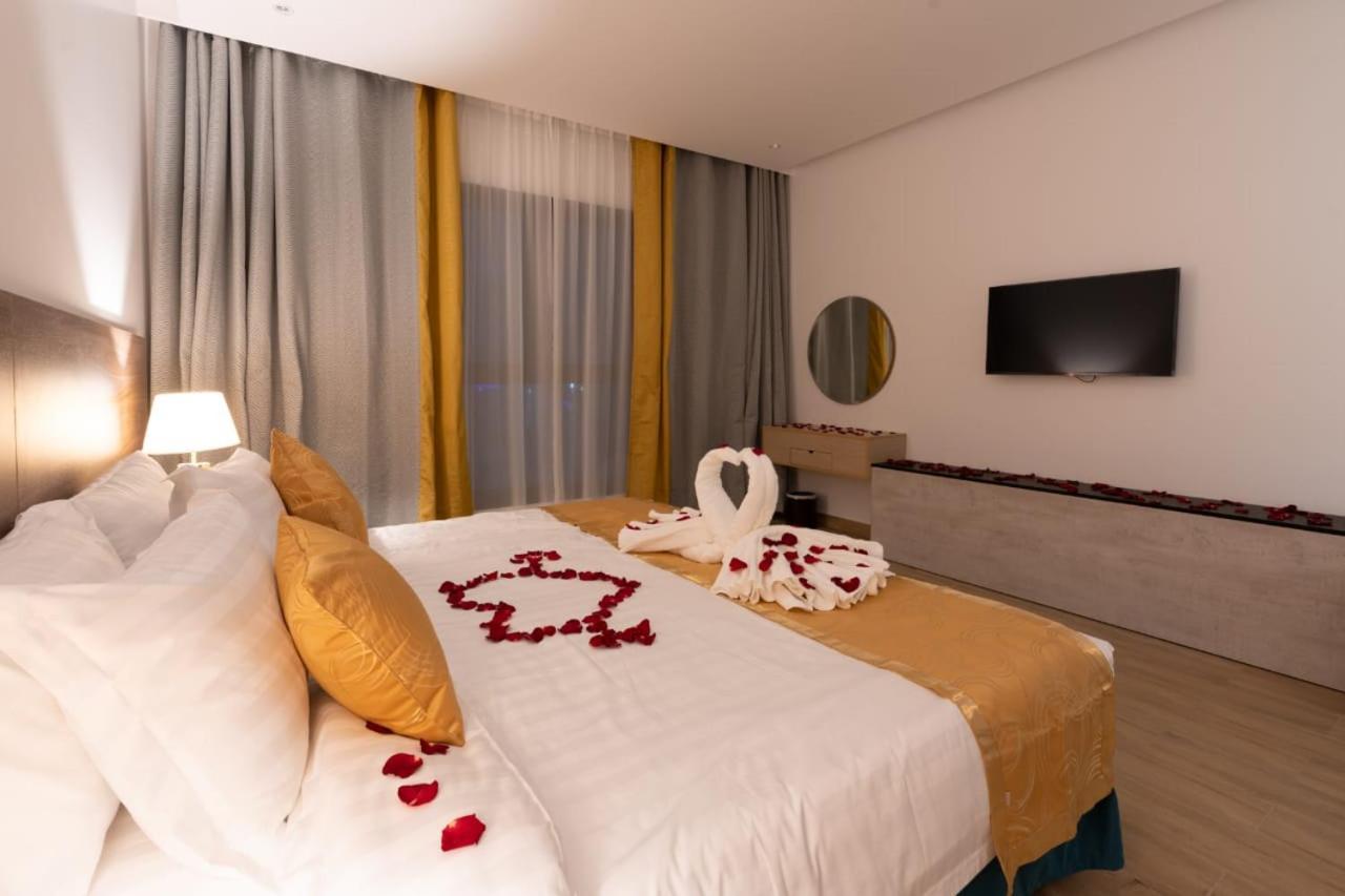مجمع لاقون السكني - للعائلات فقط Hotel Jeddah Exterior photo