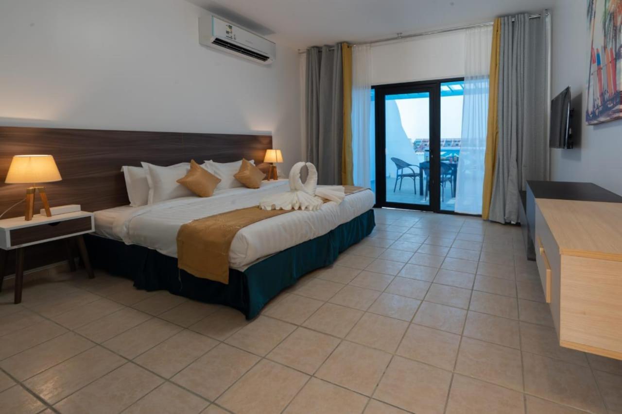 مجمع لاقون السكني - للعائلات فقط Hotel Jeddah Exterior photo